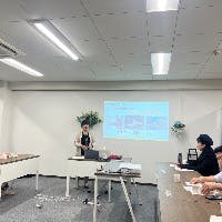 Yoshimi Tさんのプロフィールアイコン